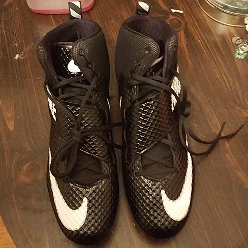 Nike Strike Pro